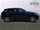 Volkswagen Touareg Image 4