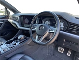 Volkswagen Touareg Image 6