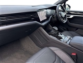 Volkswagen Touareg Image 2