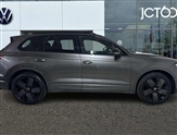 Volkswagen Touareg Image 4