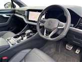 Volkswagen Touareg Image 6