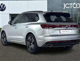 Volkswagen Touareg Image 3