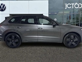 Volkswagen Touareg Image 4