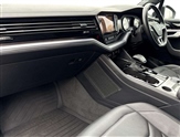 Volkswagen Touareg Image 2