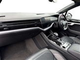 Volkswagen Touareg Image 2