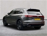 Volkswagen Touareg Image 2