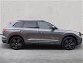 Volkswagen Touareg Image 3