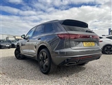 Volkswagen Touareg Image 3