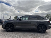 Volkswagen Touareg Image 4