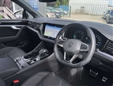 Volkswagen Touareg Image 6