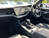 Volkswagen Touareg Image 2