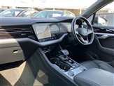 Volkswagen Touareg Image 2