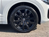 Volkswagen Touareg Image 5
