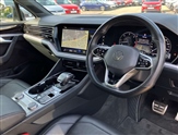 Volkswagen Touareg Image 6