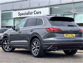 Volkswagen Touareg Image 3