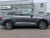 Volkswagen Touareg Image 4