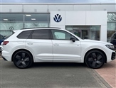 Volkswagen Touareg Image 4