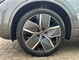 Volkswagen Touareg Image 5