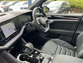 Volkswagen Touareg Image 2