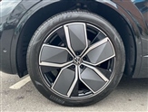 Volkswagen Touareg Image 5