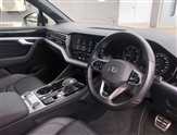 Volkswagen Touareg Image 6