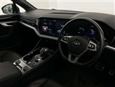Volkswagen Touareg Image 6