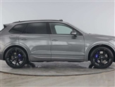 Volkswagen Touareg Image 4