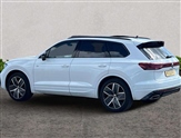 Volkswagen Touareg Image 3