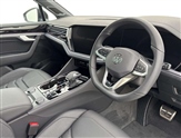 Volkswagen Touareg Image 6