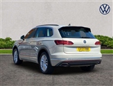 Volkswagen Touareg Image 2