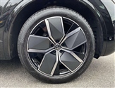 Volkswagen Touareg Image 5