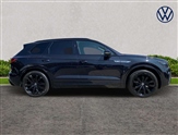 Volkswagen Touareg Image 5