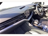Volkswagen Touareg Image 2