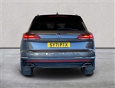 Volkswagen Touareg Image 4