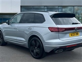 Volkswagen Touareg Image 3