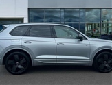 Volkswagen Touareg Image 4