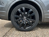Volkswagen Touareg Image 5