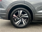 Volkswagen Touareg Image 5