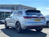 Volkswagen Touareg Image 3