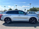 Volkswagen Touareg Image 4