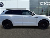 Volkswagen Touareg Image 4