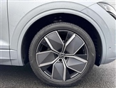 Volkswagen Touareg Image 5