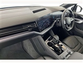 Volkswagen Touareg Image 2