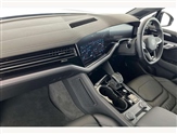 Volkswagen Touareg Image 2