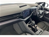 Volkswagen Touareg Image 2