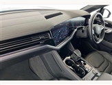 Volkswagen Touareg Image 2