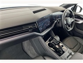 Volkswagen Touareg Image 2