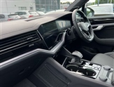 Volkswagen Touareg Image 2
