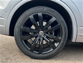 Volkswagen Touareg Image 5