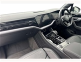 Volkswagen Touareg Image 2